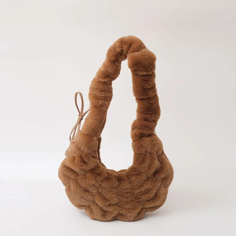 

Мягкие сумки через плечо из искусственного меха для женщин 2024 года, зимние дизайнерские корейские модные сумки, новая тенденция, теплая сумка через плечо коричневый