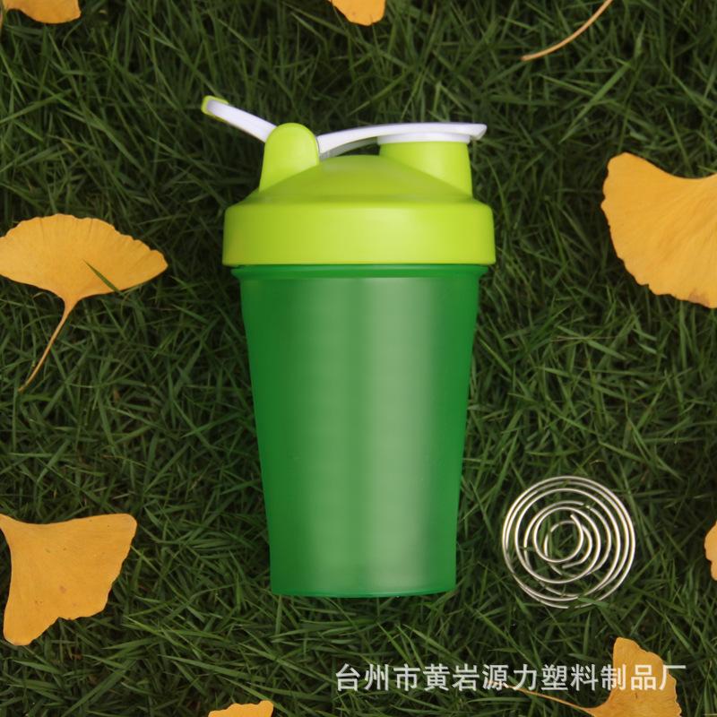 Water Bottle Portable Sports Water Cup Milkshake Protein Powder Mixing Cup Fitness Shaking Cup with Scale Plastic Cup Printed Logo