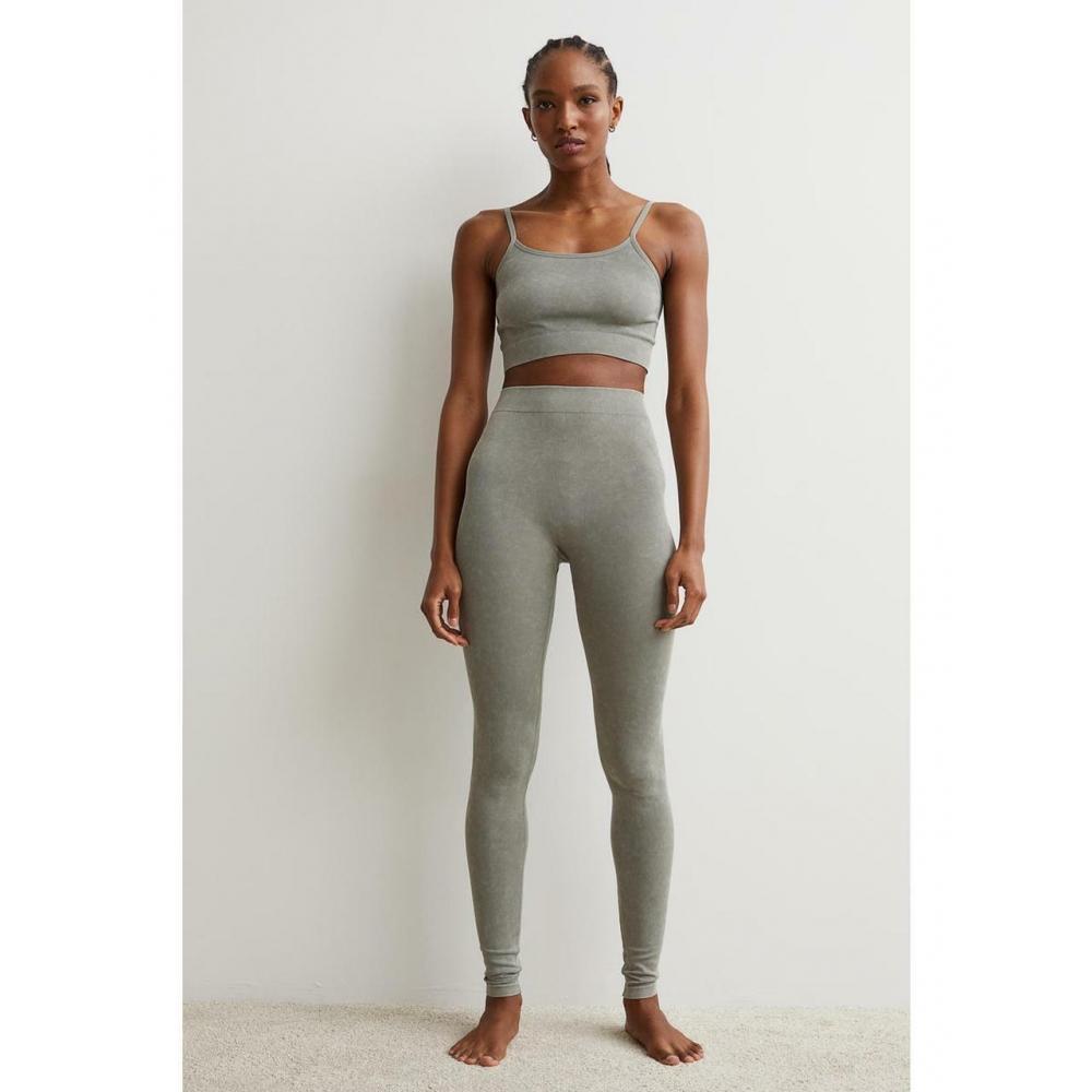 

Бесшовные леггинсы в рубчик HM Светло-зеленый хаки 1063861001