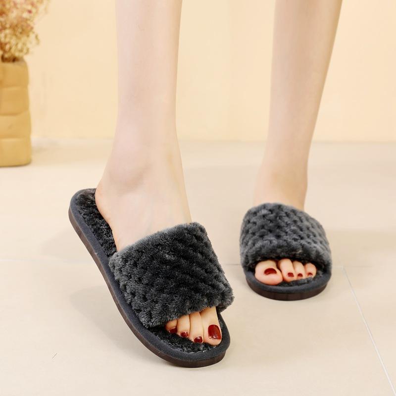 Pantoufles Peluche Maison Femme