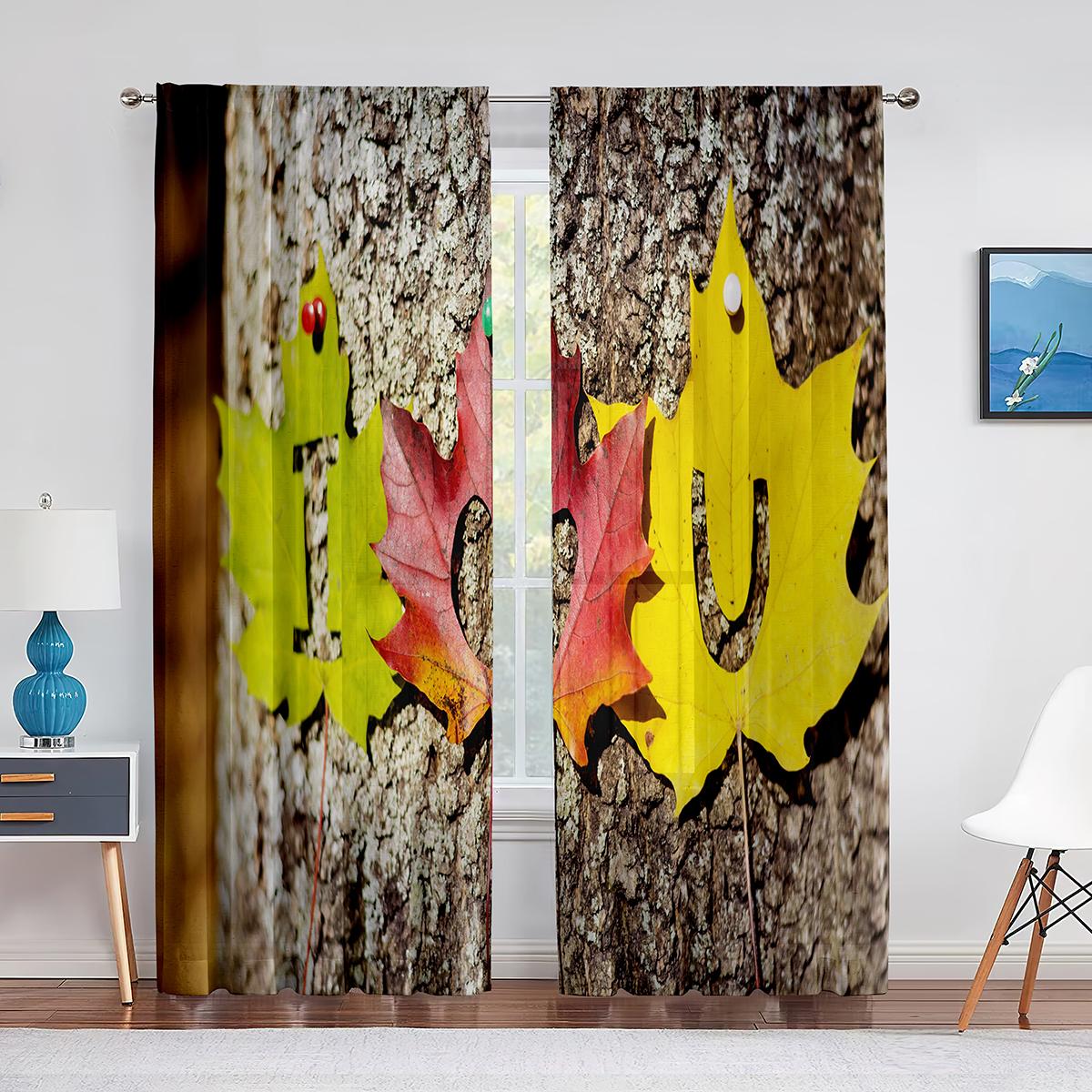 Осенние кленовые листья на деревянной доске — фото 4