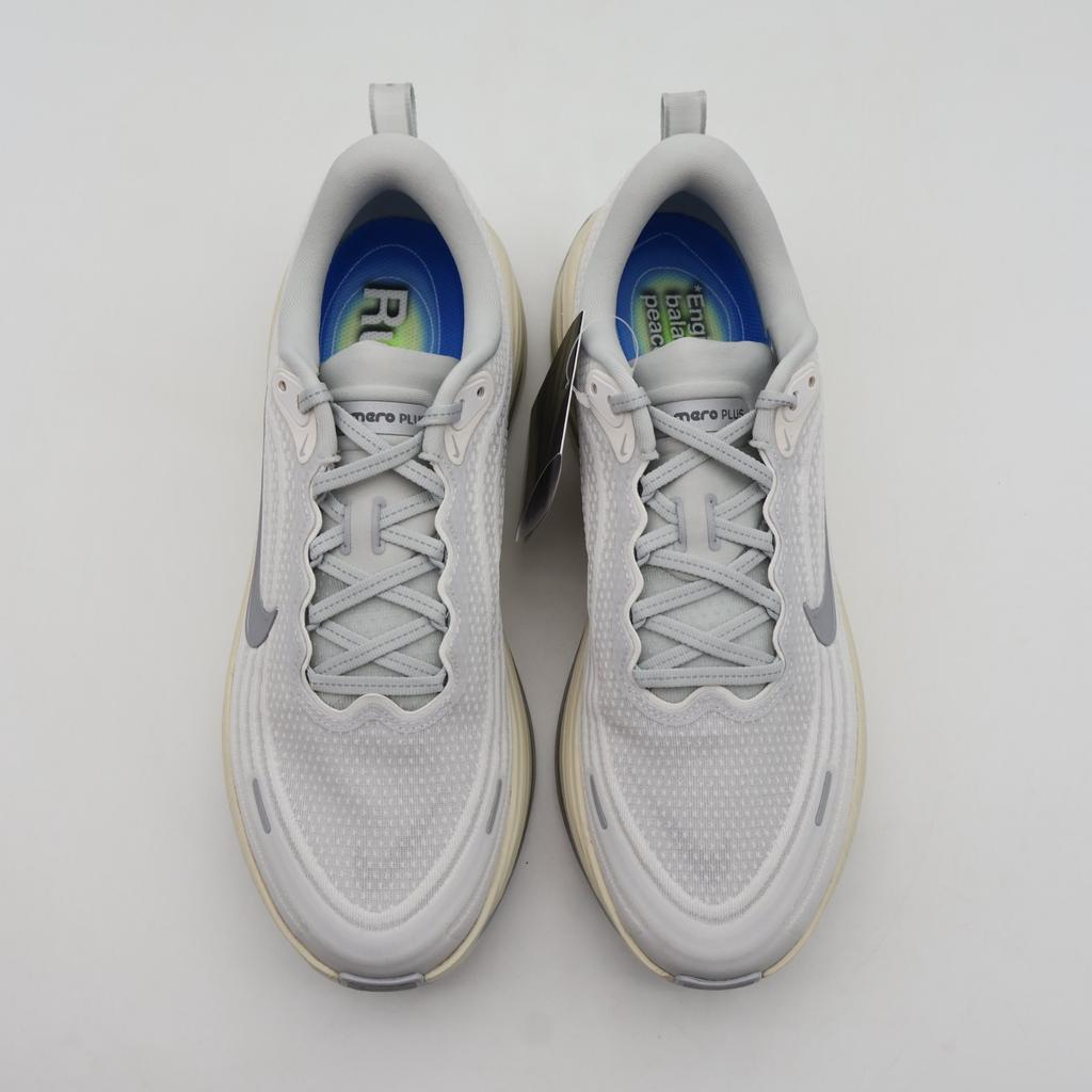 IQ0308-094 Nike Vomero Plus Platinum Tint Reflect Silver (Men's)