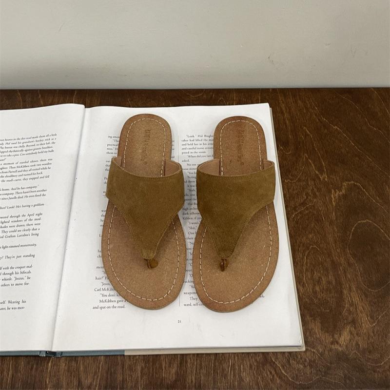 2025 spring and autumn new retro flip-flops wear Korean version of fashion toe beach flat bottom sandals women