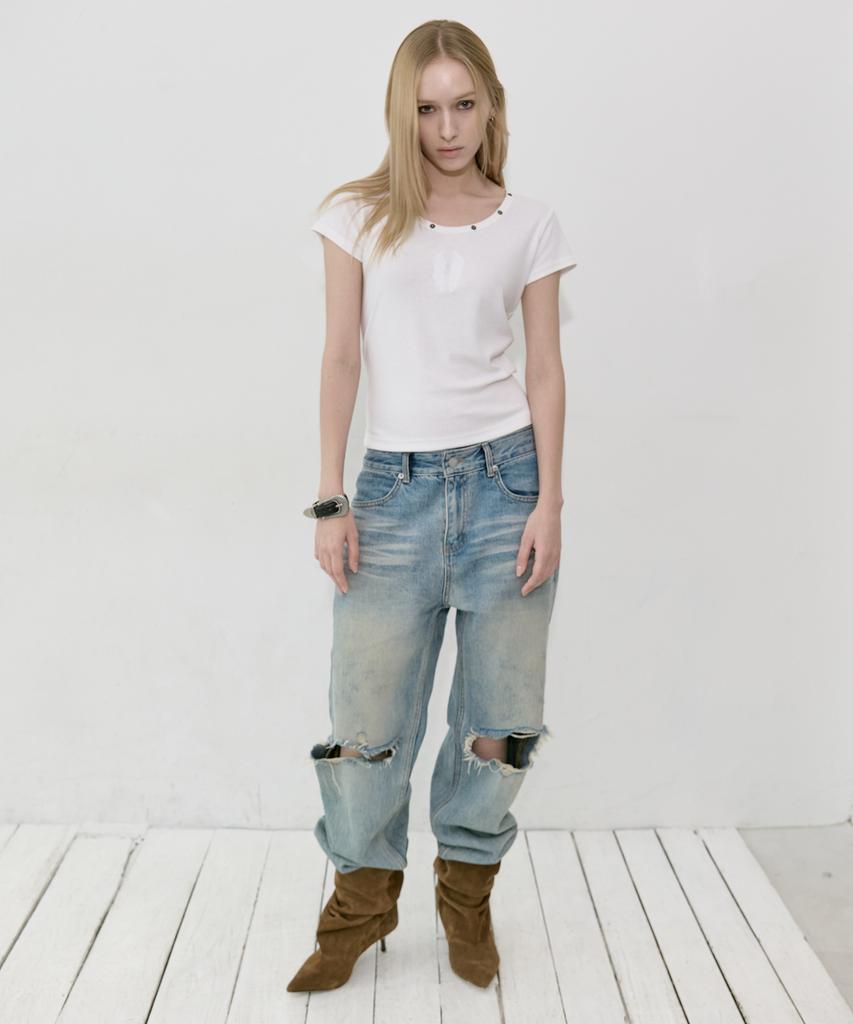 Lekim Lwe Studded T-Shirt (White)
