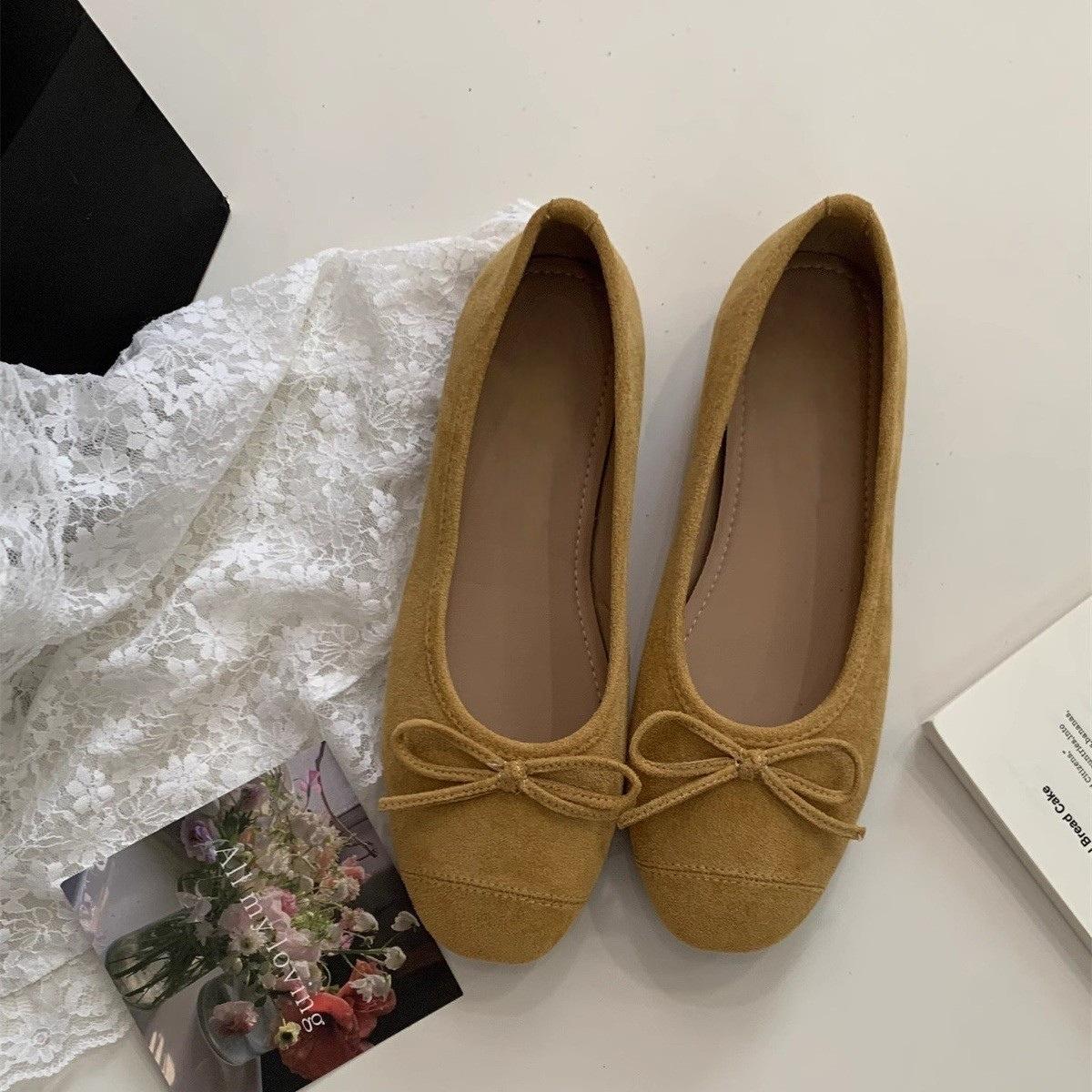 

French vintage red flat pumps for women 2025 new summer and autumn ballet suede beanie scoop shoes wedding shoes 40 жовтий