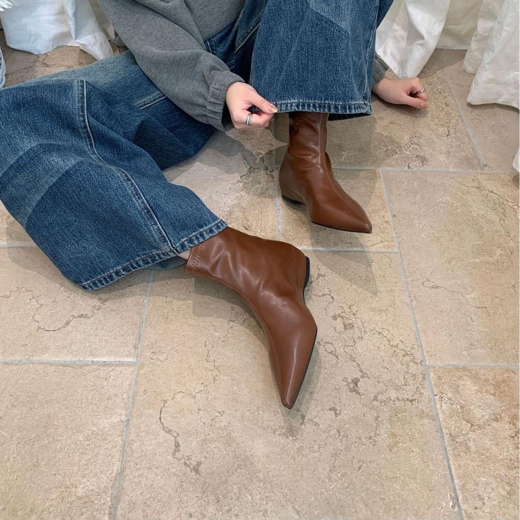 Inner heightening pointed short boots women's rear zipper autumn new thin versatile fashion low heel thin boots women