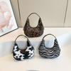 Fashionable Pu Leather Shoulder Bag In Mid-size With Eye-catching Animal Prints For Daily Convenience