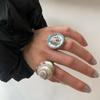 Summer Style Pearl Ring: Elegant Metal Shell Design for Index Finger