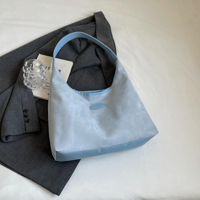 Fashionable Large Capacity Tote Bag For Women Stylish College Backpack For Summer Use