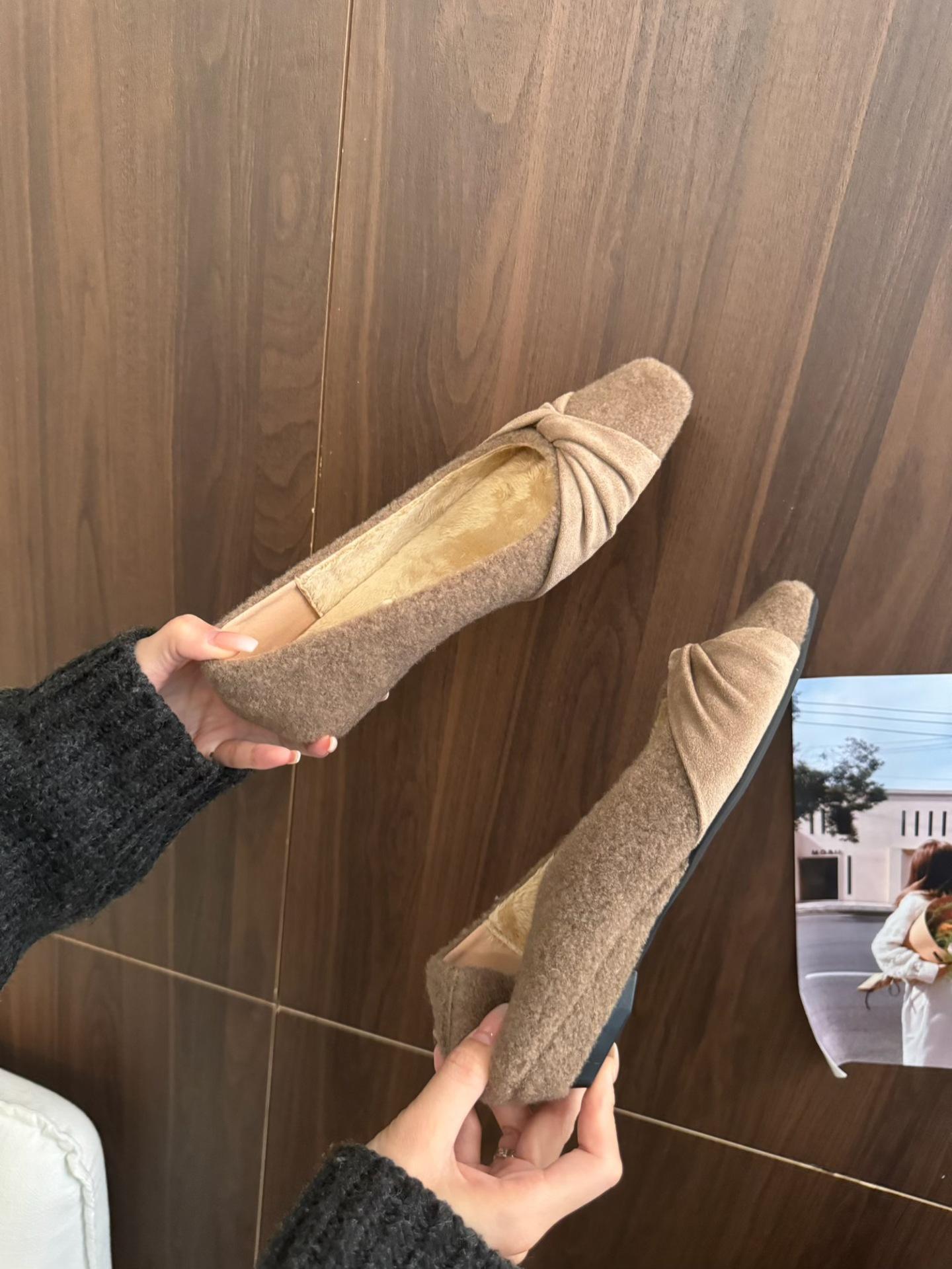 

French bow flat bottom shallow mouth single shoes female new fairy wind one pedal commuter woolen ladyshoes 39 хаки