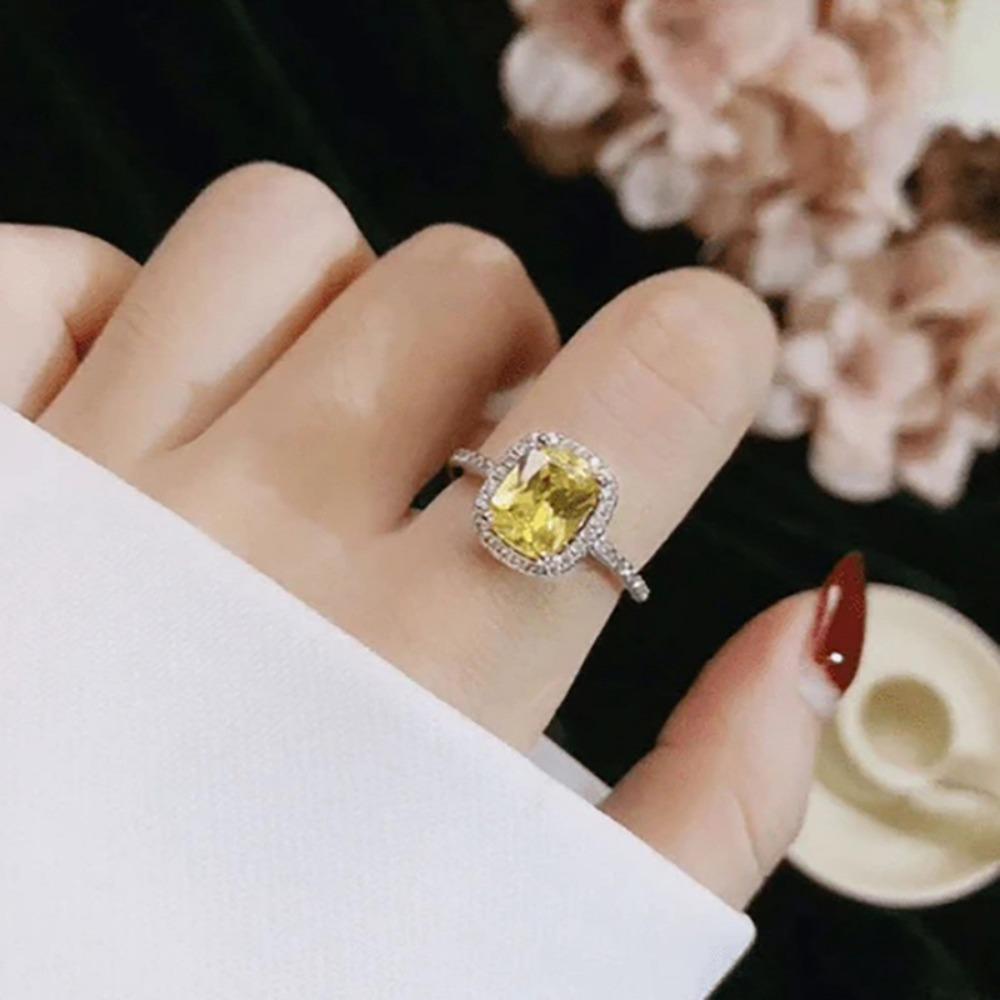 Exquisite Luxury Micro-inlay Zircon Square Four Claw Yellow Crystal Stainless Steel Rings for Women Bride Wedding Charm Jewelry