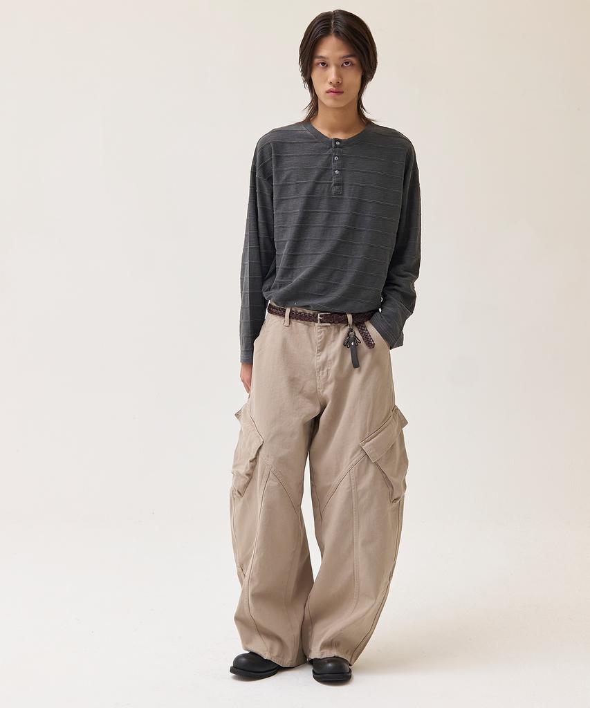 Akesi Carving Washed Cotton Cargo Pants_Beige