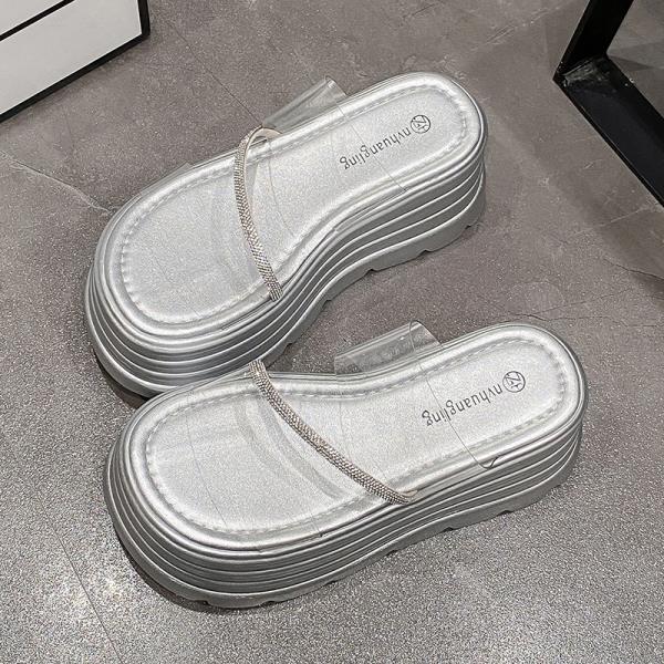 Fashion Transparent Slippers Shoes Woman 2025 Platform Luxury Slides Designer Fashion Round Toe House Slippers Platform Shoes Luxury Sli