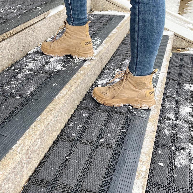 Anti-Slip PVC Mat for Snowy Entrances - Waterproof Welcome Mat for Doors & Hallways 27.5x135 cm