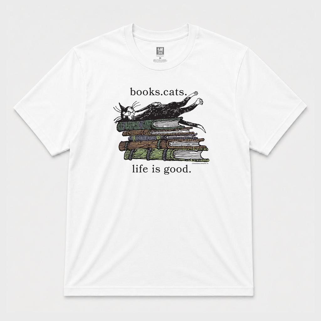 Books Cat Life Is Good Graphic T shirt