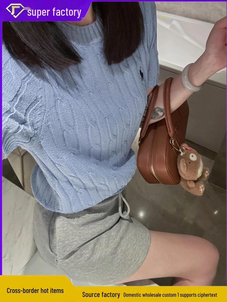 Ralph Lauren Classic Cable Knit Cotton T-shirt with Small Pony Logo, Round Neck, Short Sleeve Pullover.