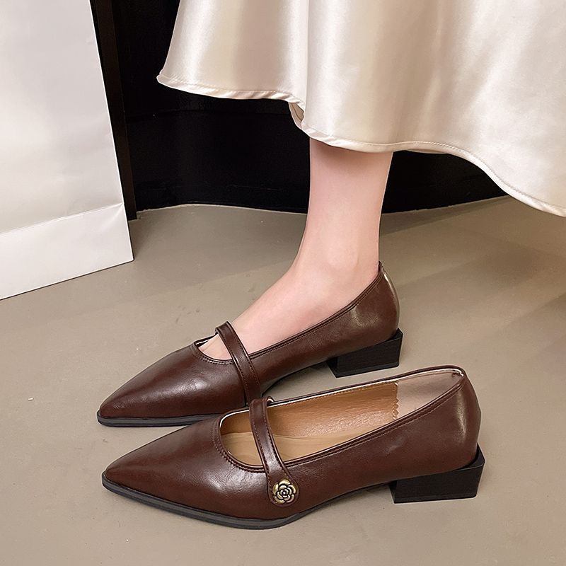 Camellia versatile pointed tip shallow mouth temperament high heels French black thick heel Mary Jane shoes spring and summer new