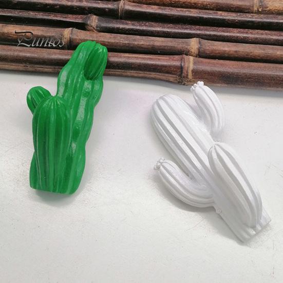 Heavy Duty Sticky Hangers Cute Cactus Adhesive Hook, Nail-Free Resin Strong Load-Bearing Hanger, Multi Purpose Wall Mount Organizer for Kitchen Towels