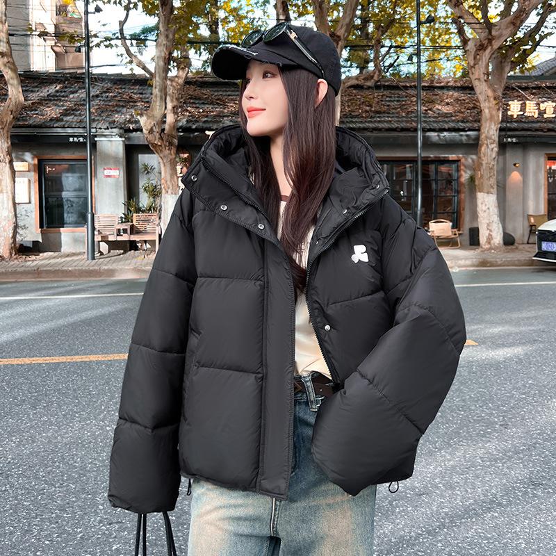 

Женская короткая ветрозащитная теплая зимняя куртка с капюшоном, рукава реглан, 5 цветов S чёрный