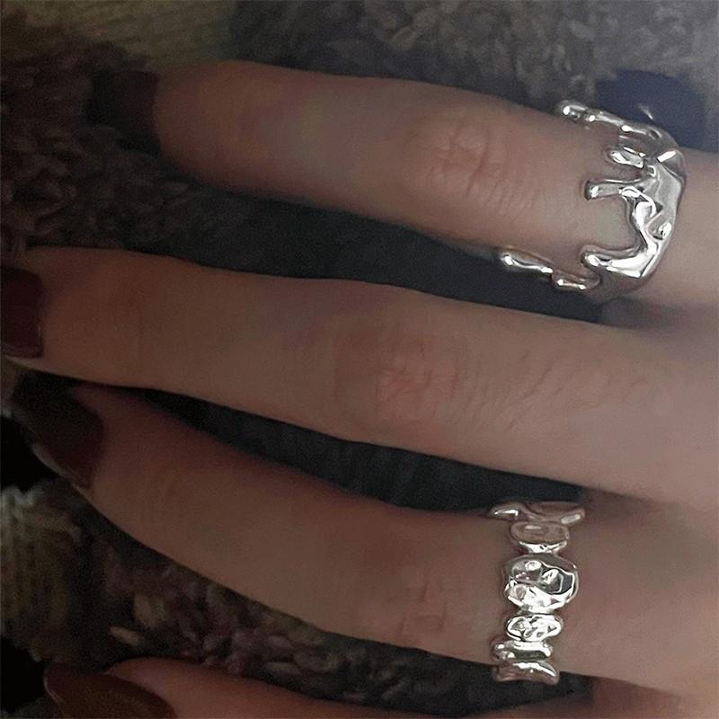 Stylish And Versatile 925 Sterling Silver Ring For Women With Luxurious White Finish Gold