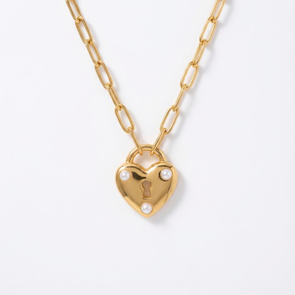 

Stainless Steel Gold Love Key Necklace Pendant Light Luxury Simple Wind Electroplating Color-Preserving Collarbone Chain