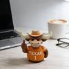 Texas Bull Långfingerstaty Humoristisk Harts HöglandsKo Figur Figurines Rolig Bilinstrumentbräda Dekor för Lastbil Skrivbord Hylla Skämtpresent för Män