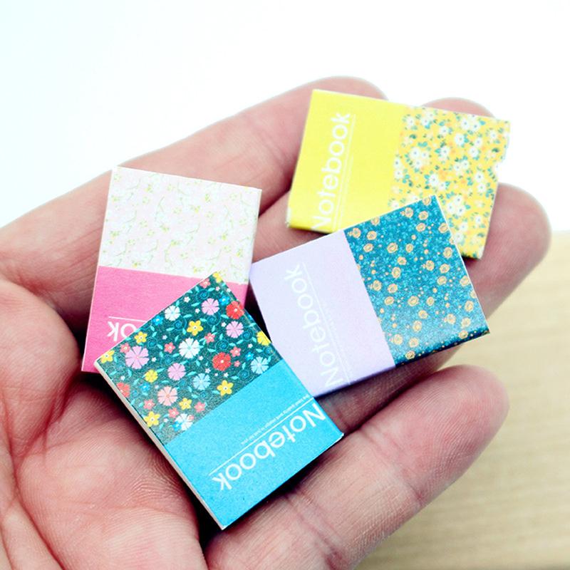 4Pcs/Set Mini Cartoon Exercise Book Model For Dollhouse Accessories Study Decoration Miniature Items Doll House Holiday Gifts
