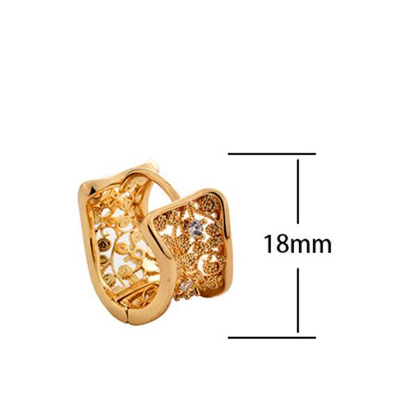 European Vintage Hollow Filigree Hoop Earrings Gold Plated Zircon Wide Ear Buckles for Women