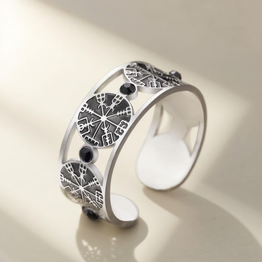 LIKGREAT Norse Vegvisir Rune Ring Viking Compass Rings Adjustable for Men Women Stainless Steel Gothic Jewelry Gift