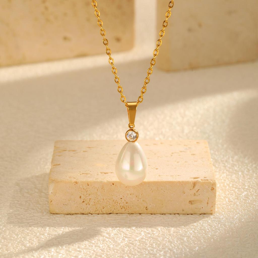 Exquisite Zircon Imitation Pearl Pendant Necklace for Women,Gold Color Stainless Steel Water Drop Necklaces,Fashion Jewelry Gift