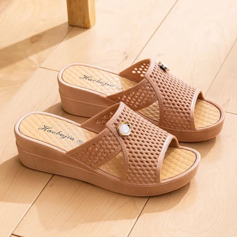 Women Shoes Summer Slippers Women Wear Outside Thick Sole Wedge Heels Fashion Slippers Soft Bottom Mother Shoes Zapatos De Mujer