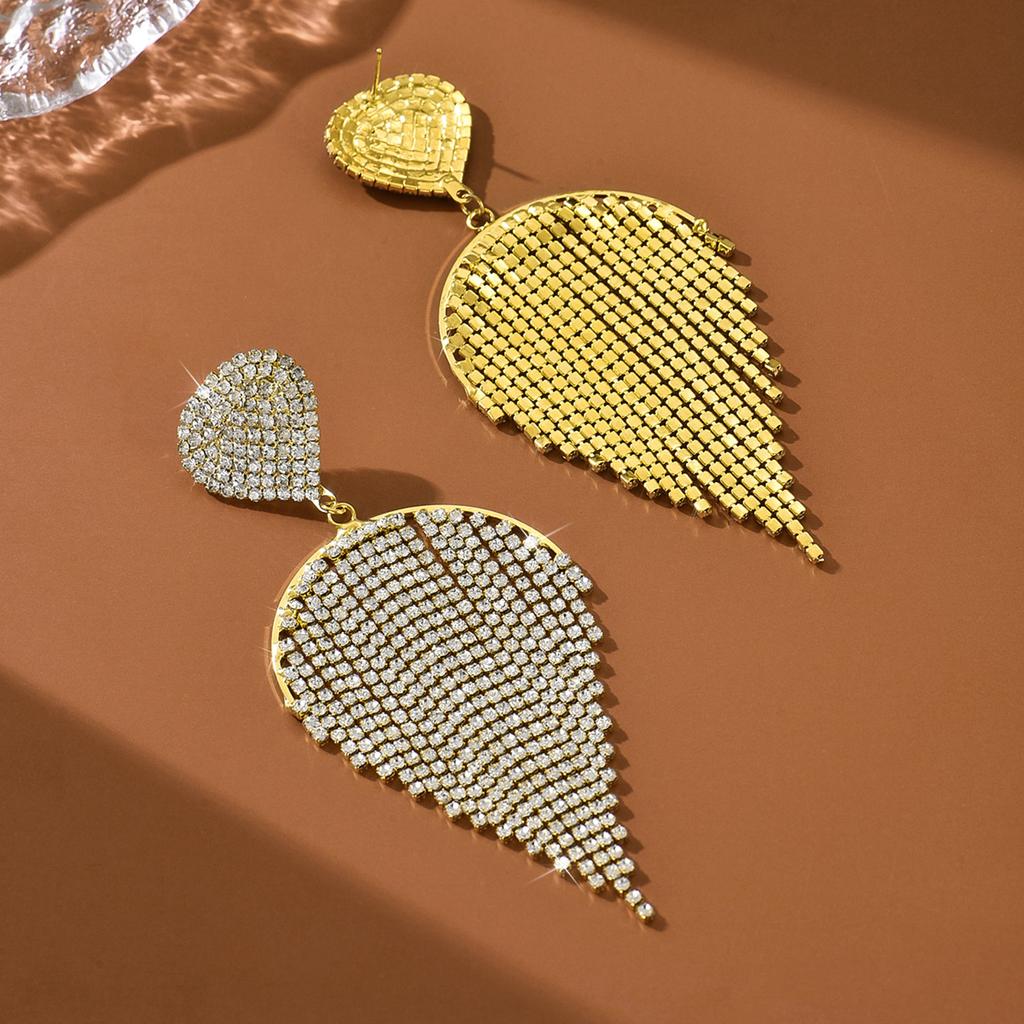 Europäische und amerikanische übertriebene super funkelnde Krallenketten-Serie diamantbesetzte Strass-Fächer-Pfirsichherz-Quaste Ohr