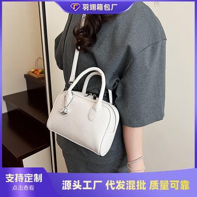 High-end Niche Bag Women's Summer New Models, Popular Messenger Bags, Casual Portable Pillow Bags