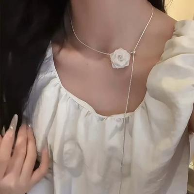 Flash Zircon Mesh Rose Petal Pullable Necklace - Luxurious, Small-Scale, High-End, Elegant Collar Chain Earrings Accessory