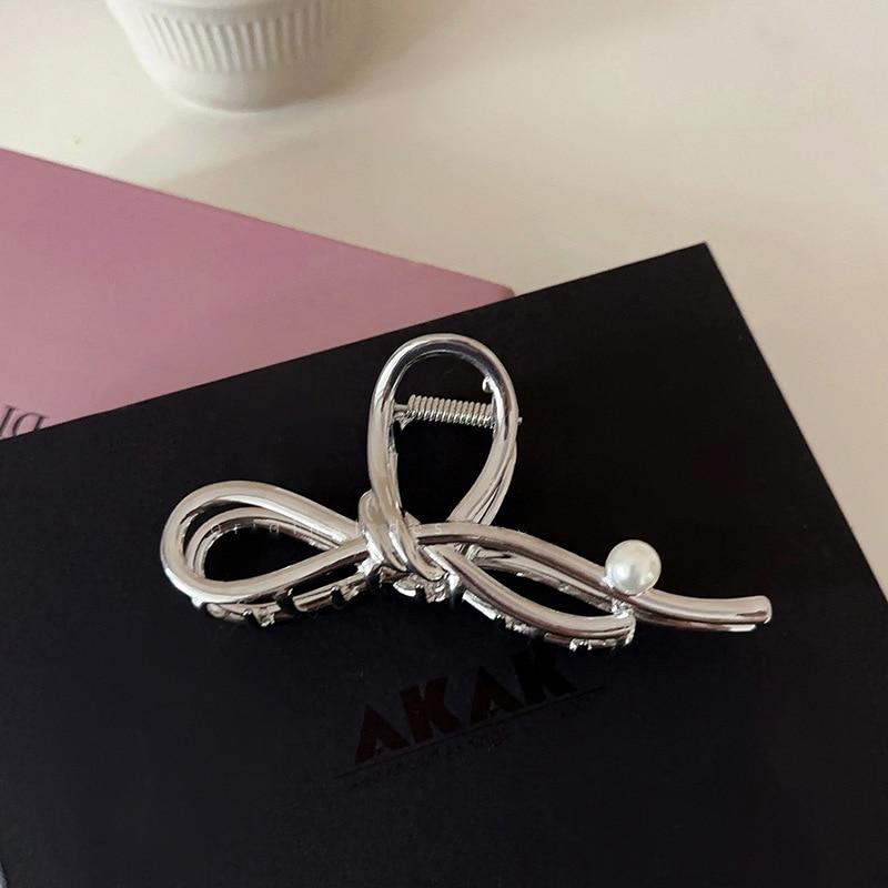 New Fashion Metal Love Star Claw Clip Elegant Hollow Hair Clips Crab Barrettes Hairgrip Hairpins For Women Hair Accessories Gift