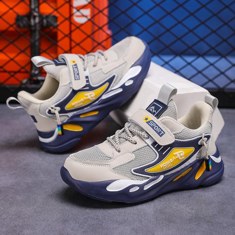 Spring and Autumn new mesh breathable children's sports shoes, light and non-slip boys' casual running shoes, Korean version of fashion shoes