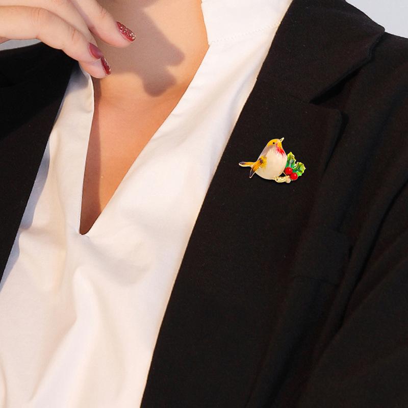 Cute Colorful Little Bird Animal Brooch Pin Badge Corsage Coat Accessories Christmas Gift