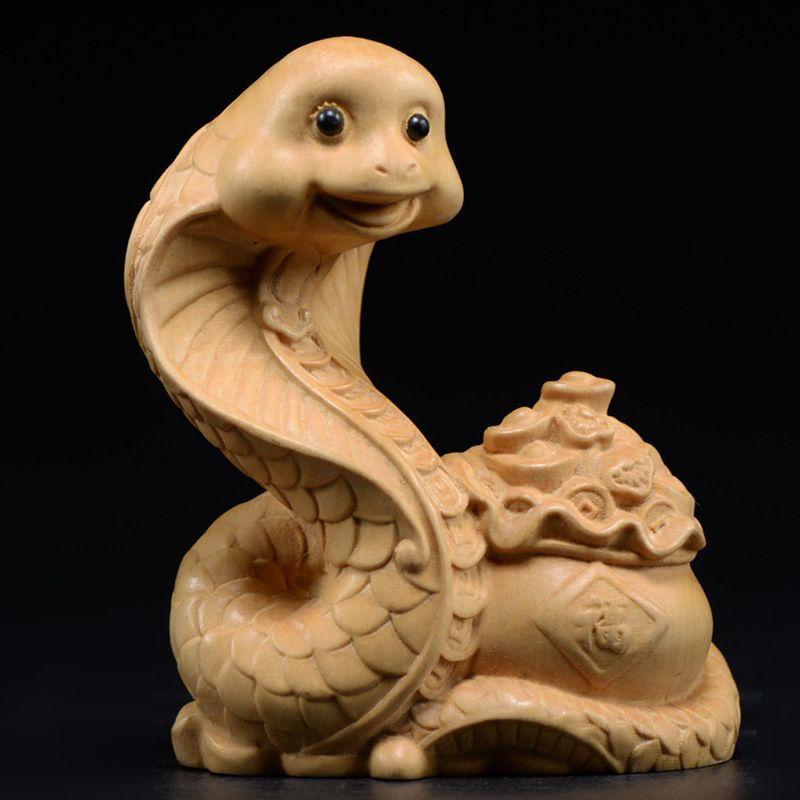 Cypress Wood Carving Snake Ornament, Solid Wood Carving Lucky Transfer Zodiac Snake Hand Piece Home Decoration Crafts Figurines