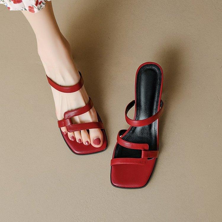French thick heel cool slippers women's 2025 new summer retro outer wear red high heels one-word sandals women's shoes