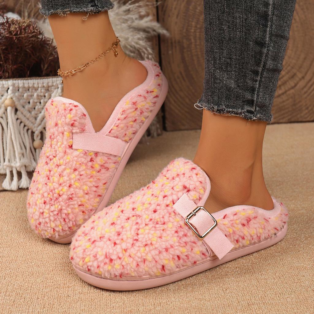 Fashion 2025 Women Slippers Beach Comfortable Anti-slip Sandals Summer Hollow Out Flats Shoes Women Lightweight Slippers Slides Women