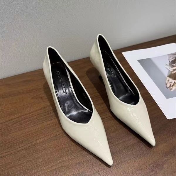 Black simple work women's shoes 2025 new autumn commuter stiletto high heels pointed shallow mouth middle heel shoes