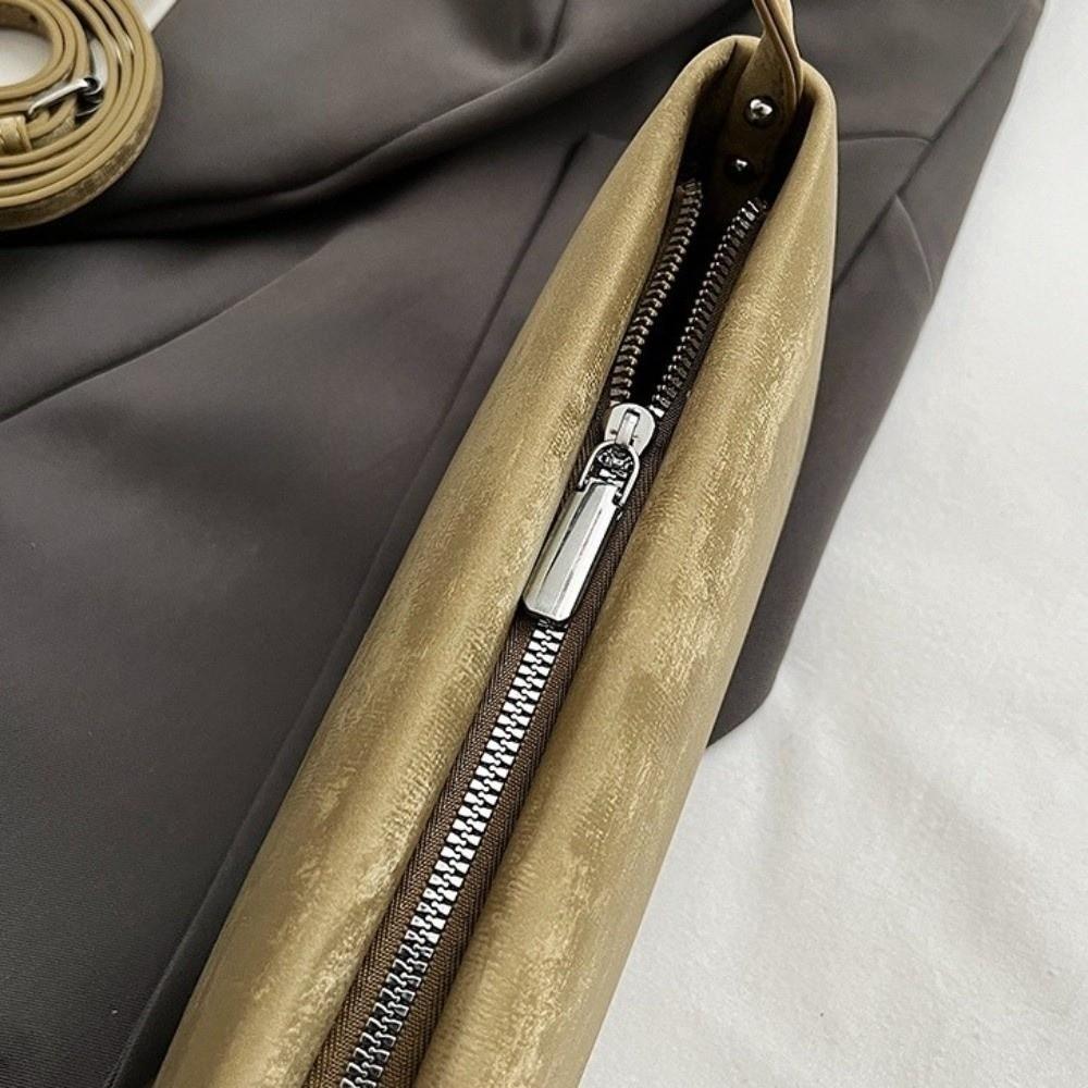 Small Size Crossbody Bag Underarm Design PU Leather Bag New Trendy Shoulder Bag  Travel