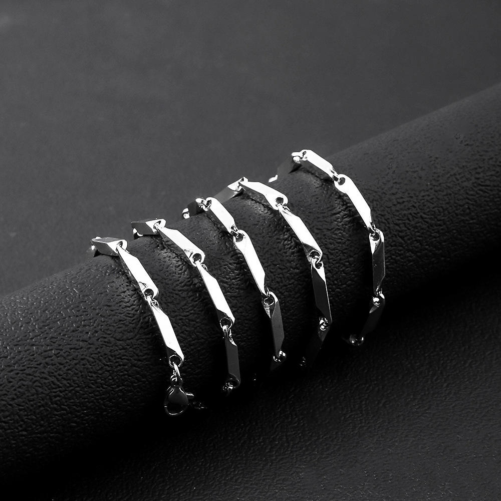 Fashion Stainless Steel Chain Necklace Hip Hop Style Silver Waterproof Cuban Link Snake Rope for Party Men Women