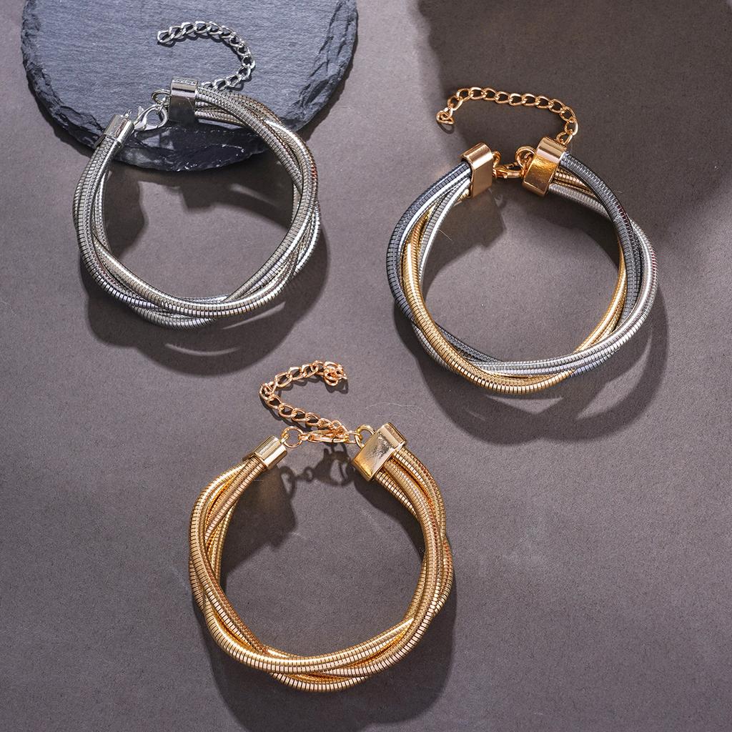 Exaggerated Necklace Woman - Unique Snake Bone Multi-Layer Triple-Wrapped Ring-Shaped Metal Necklace