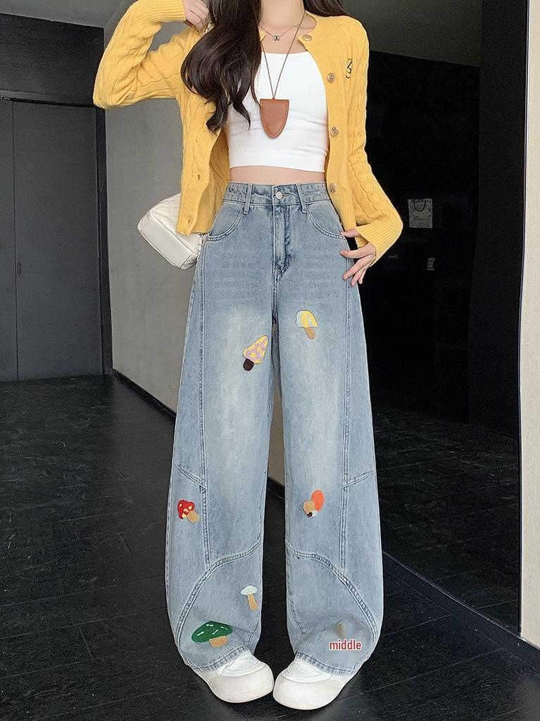 2026 Spring Plus Size Women's Cartoon Embroidered Crooked Knife Jeans