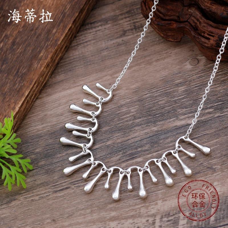 New Irregular Water Drop Shaped Glossy Necklace Women's Creative High Sense Geometric Water Drop Shaped Versatile Necklace