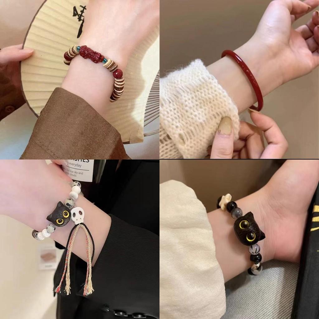 Pulseira Elegante de Cerâmica Artesanal com Contas Fashion e Acessório Único