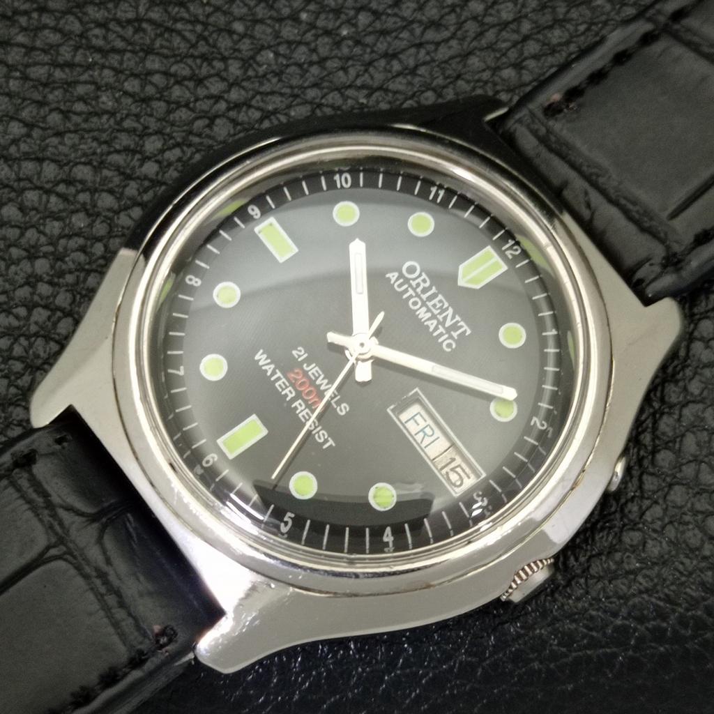 VINTAGE ORIENT AUTOMATIC 46941 JAPAN MENS BLACK COLOR DIAL WATCH a700623-5 R204-a700623