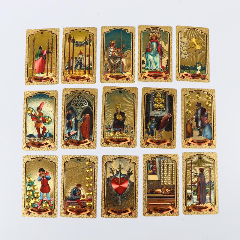Mazzo di Tarocchi Bianco Edizione da Collezione: Set Completo Foglia Oro, Materiale PET, Nuove Carte dei Tarocchi.