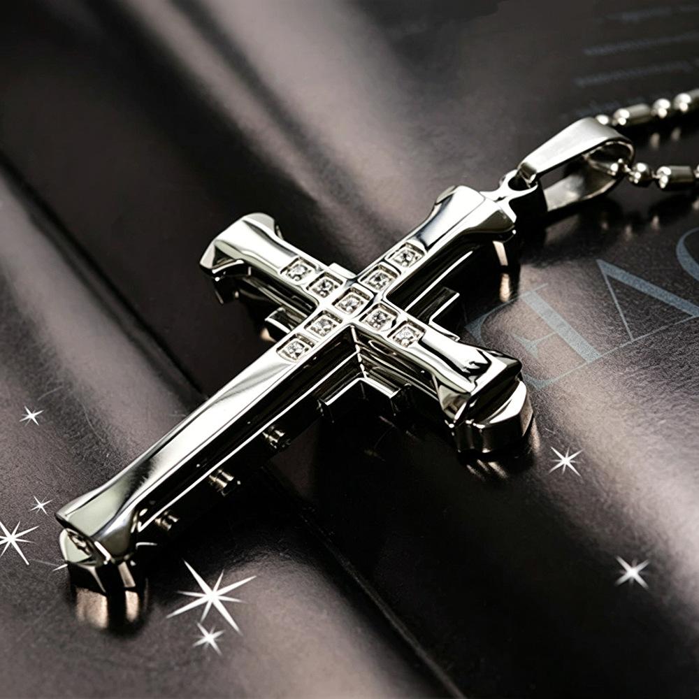 Men's Bold Black And Gold Cross Pendant Necklace With Diamonds Stylish Fashion Jewelry For Men